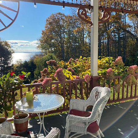Victorian By The Sea Bed and Breakfast Lincolnville Eksteriør billede