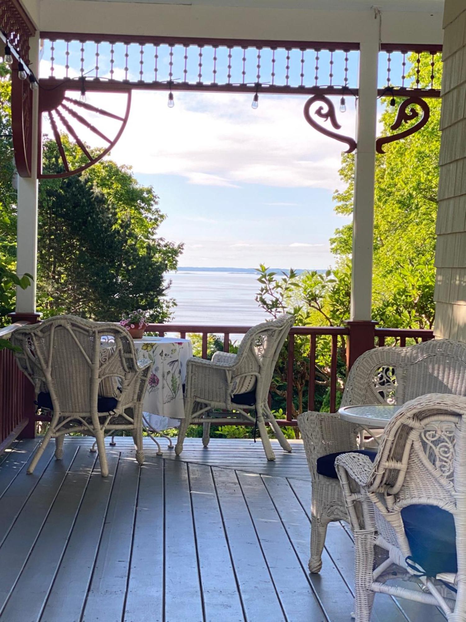 Victorian By The Sea Bed and Breakfast Lincolnville Eksteriør billede