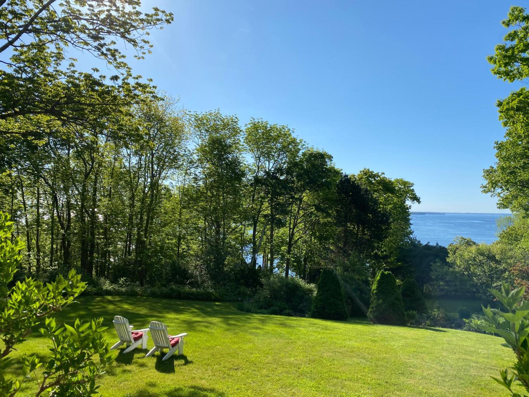 Victorian By The Sea Bed and Breakfast Lincolnville Eksteriør billede