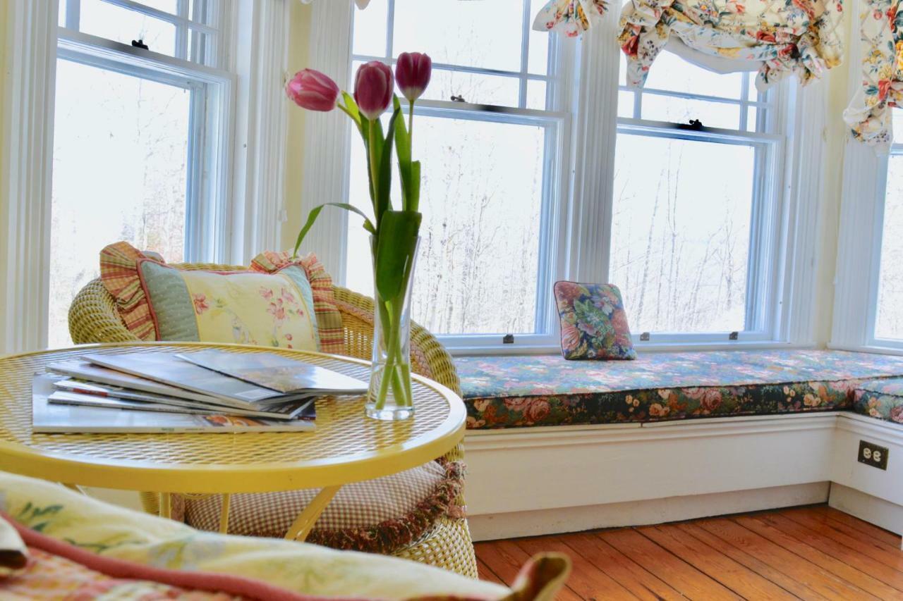 Victorian By The Sea Bed and Breakfast Lincolnville Eksteriør billede